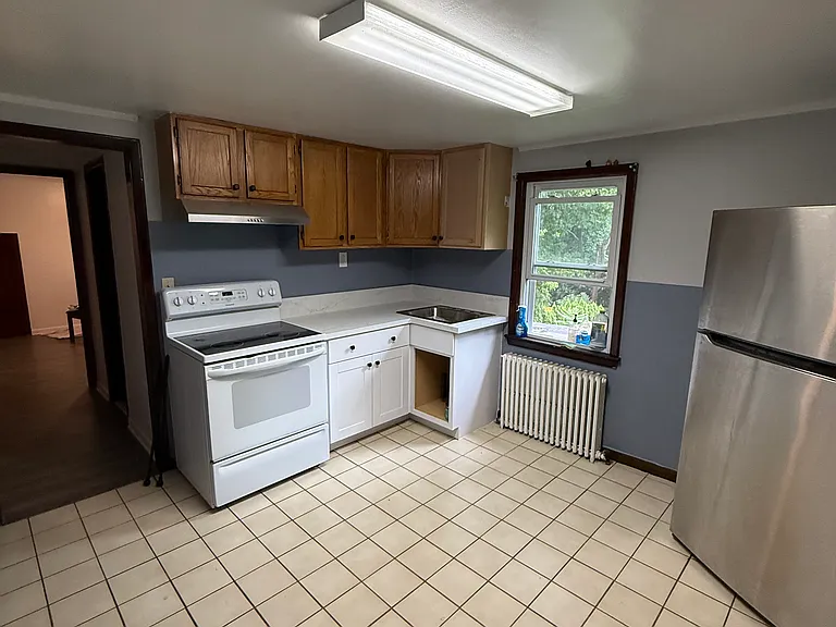 912 McKinley St #2 — Photo 5