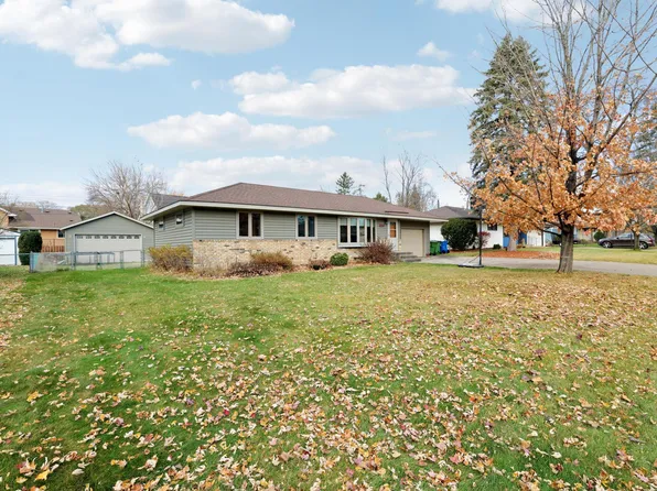 2300 Thorndale Ave, New Brighton, MN 55112