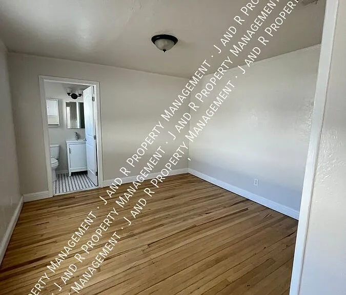 1723 I St #1 — Photo 14