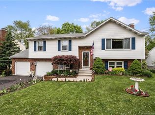 419 S Main St, Wallingford, CT 06492