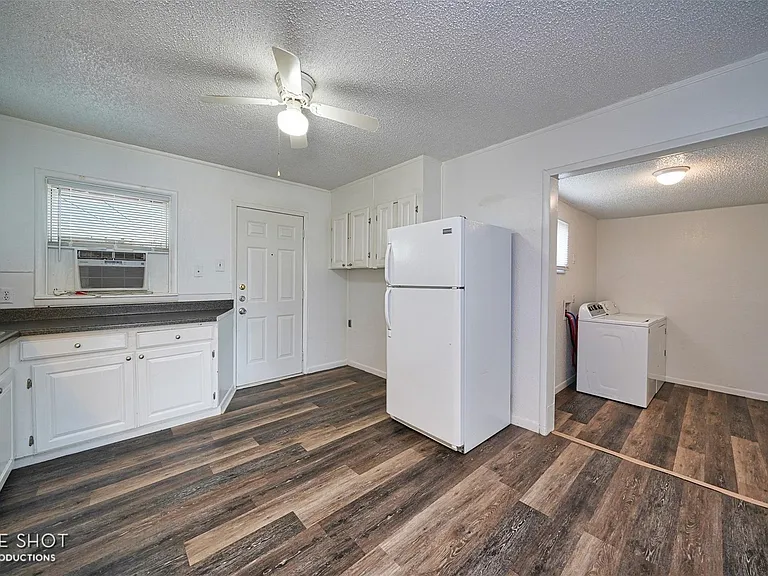 1234 S Crockett Dr — Photo 8