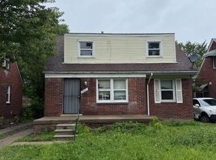 12527 Laing St, Grosse Pointe, MI 48224