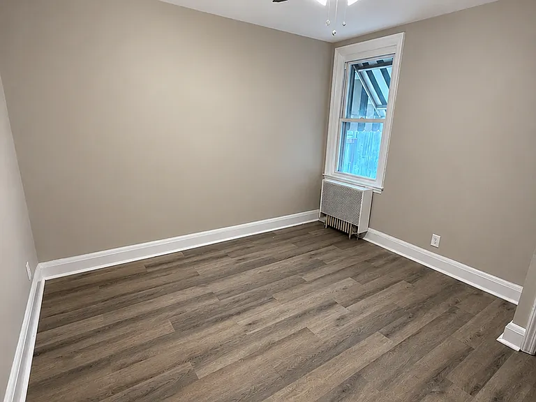 104 Willow Spring Rd — Photo 5