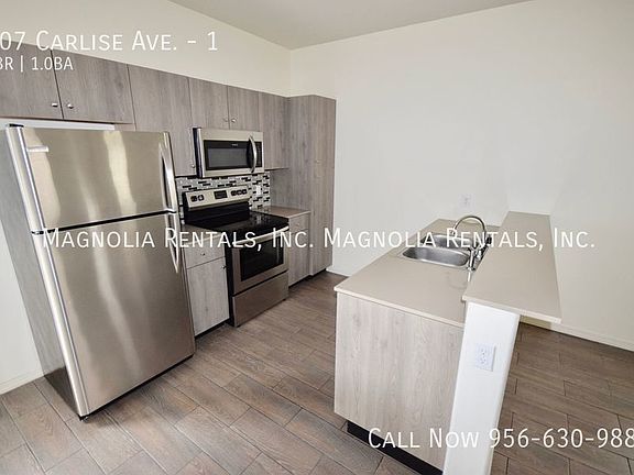 3rd image of 407 Carlisle Ave #1