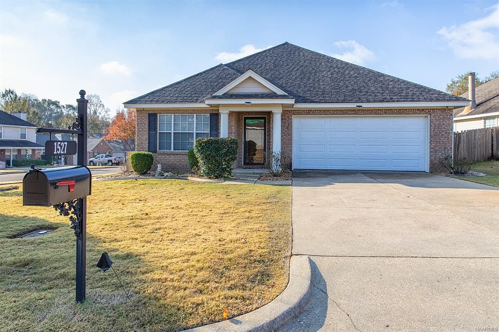 1527 Hawthorne Ln Prattville AL 36066 Zillow