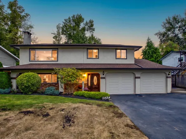 11554 Wildwood Cres, Pitt Meadows, BC V3Y 1M8