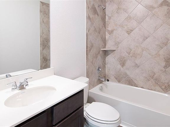 5th image of 4140 Agatha Ln