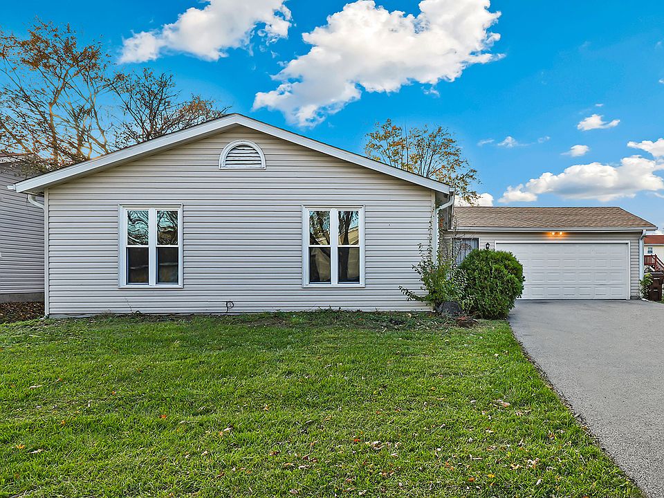 1st image of 17708 Country Club Ln