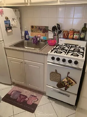 Rented by City Connections Realty | media 11