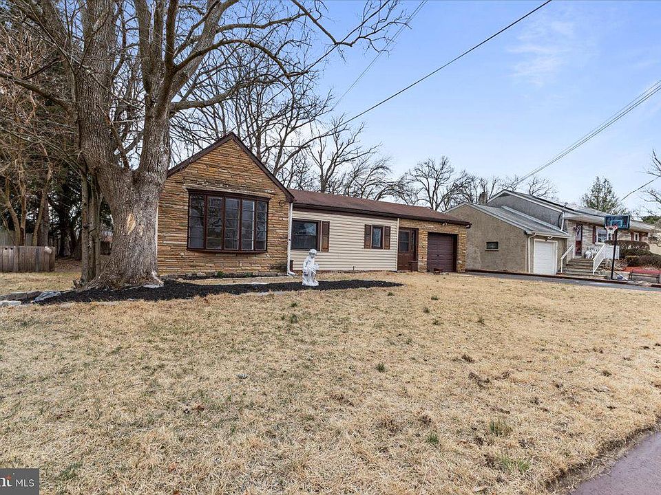 1st image of 56 Wert Ave