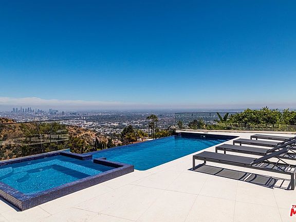3rd image of 2284 Hercules Dr