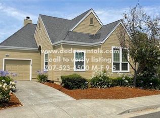 2347 Roburta Ln, Santa Rosa, CA 95403