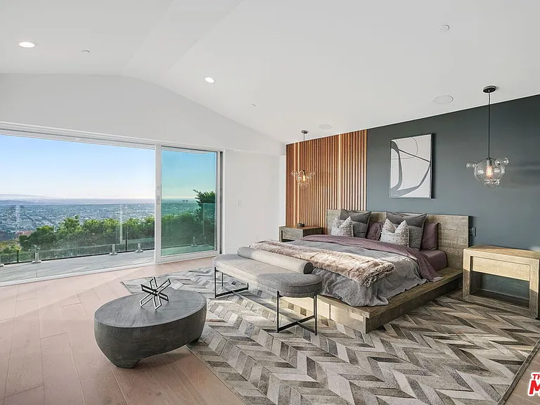 1500 Viewsite Ter — Photo 15
