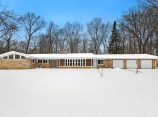 23670 N Elm Rd, Lincolnshire, IL 60069