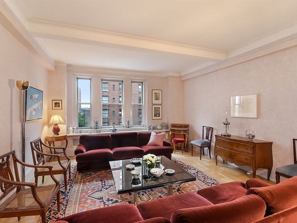 1st image of 470 W End Ave #8A