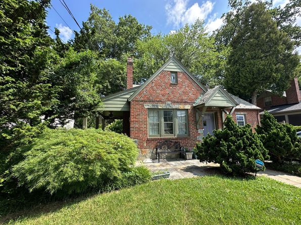 2111 Linden Ln