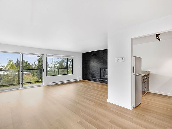 3rd image of 7505 SE 28th St #202