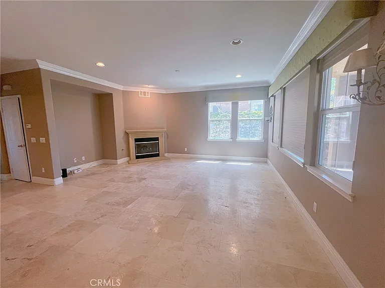 12583 Vintner Dr — Photo 9