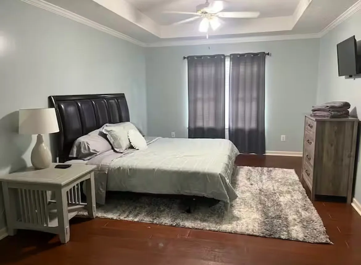 2 bed, 1026 sqft, $1,450 — Photo 4