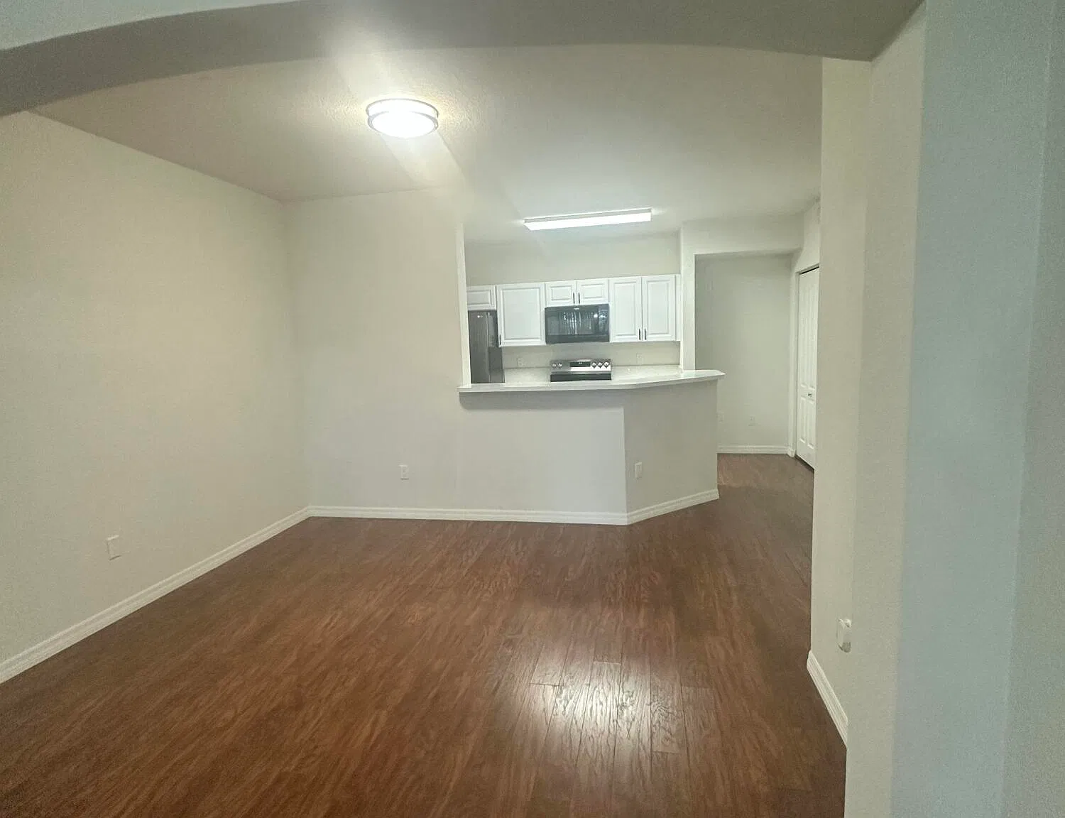 2 bed, 2.0 bath, 1151 sqft, $1,850 — Photo 4