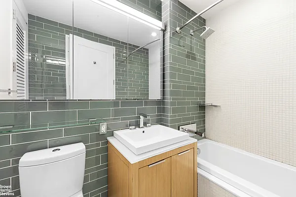 Rented by Brown Harris Stevens | media 19