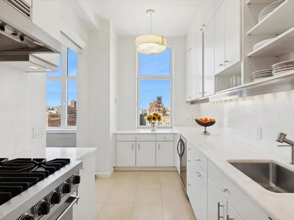 181 East 90th Street image 6 of 13