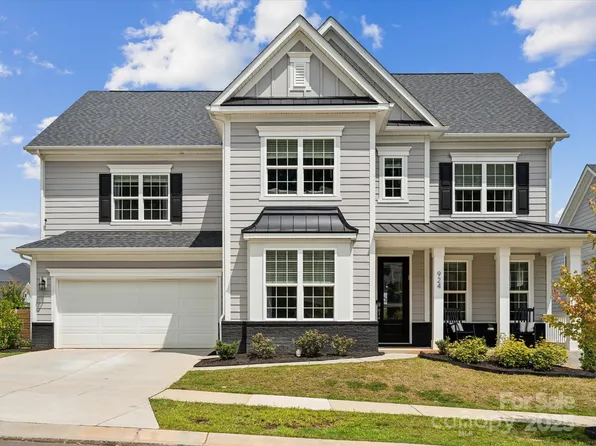 924 Stebbins Dr, Fort Mill, SC 29715