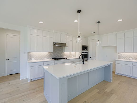 6th image of this home