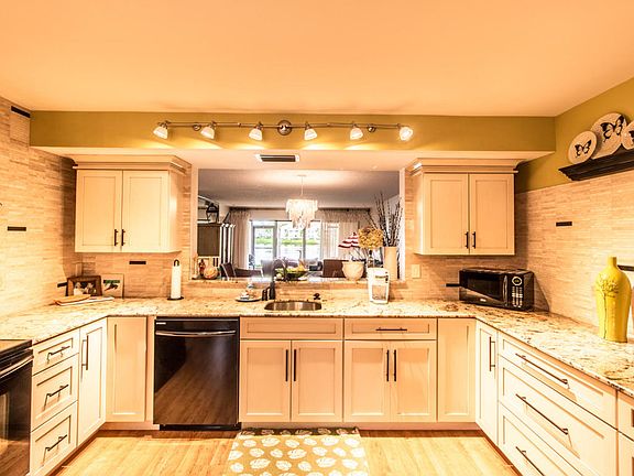5th image of 9753 Sills Dr E APT 103