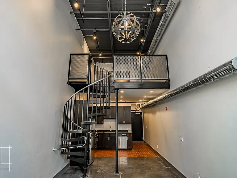 Wonder Bread Lofts — Photo 71