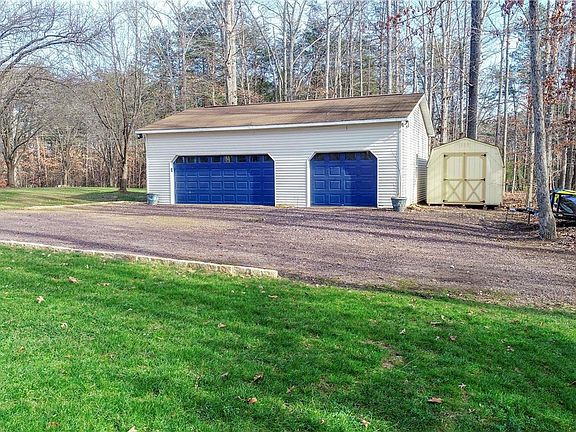 3rd image of 2318 Valentine Dr