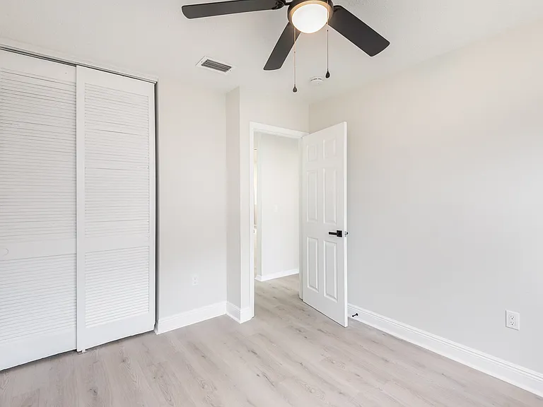 1650 Leach Cir — Photo 22