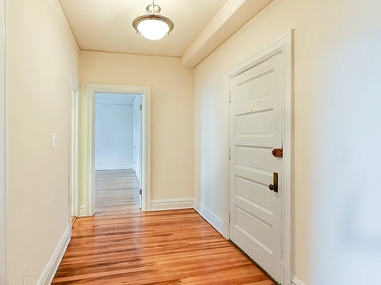 2701 Connecticut Ave — Photo 7
