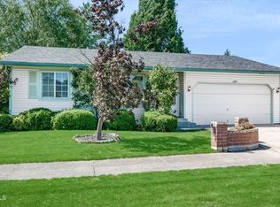 1203 E Singing Hills Dr, Post Falls, ID 83854