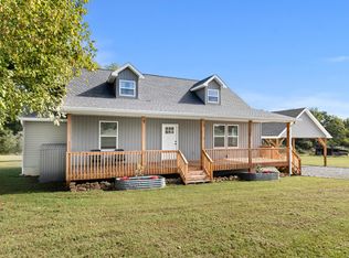 290 Foothills Rd, Pikeville, TN 37367