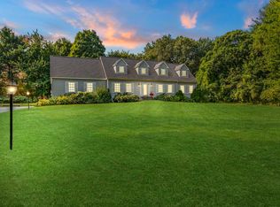 42 Exeter Rd, Hampton Falls, NH 03844