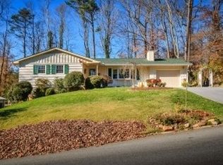 1818 Brook Hollow Rd, Johnson City, TN 37604