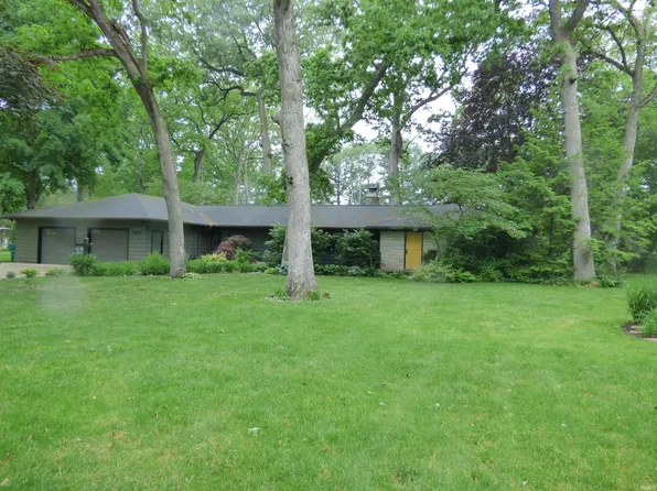 56265 Harman Dr, Mishawaka, IN 46545