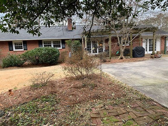 2nd image of 1210 W Lakeshore Dr