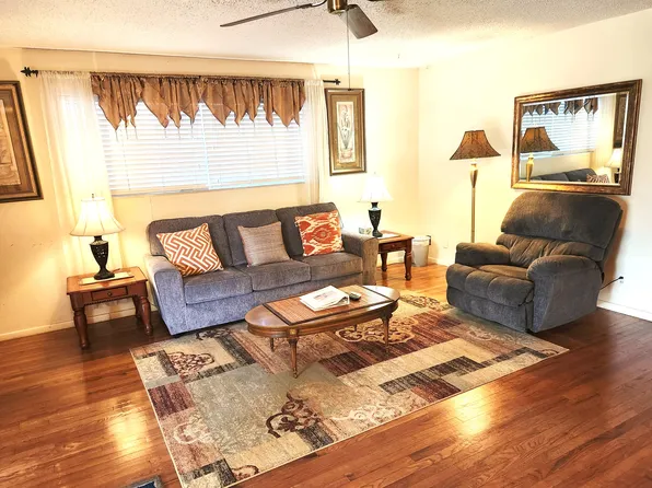 802 Avenida Del Sumbre, Roswell, NM 88203