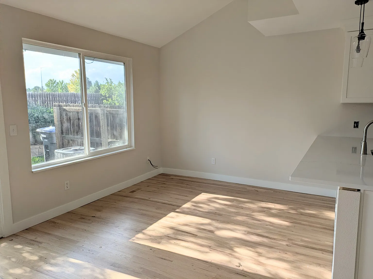 3 bed, 2.5 bath, 1538 sqft, $2,550 — Photo 3