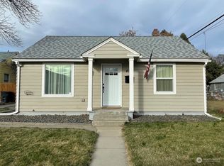 427 6th Ave SW, Ephrata, WA 98823