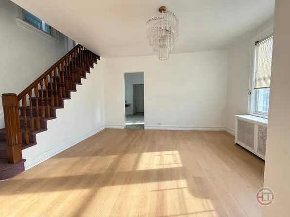 3070 Coddington Ave Floor 2, Bronx, NY 10461