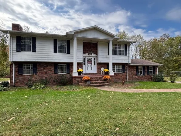 111 Sunset Dr, Pikeville, KY 41501