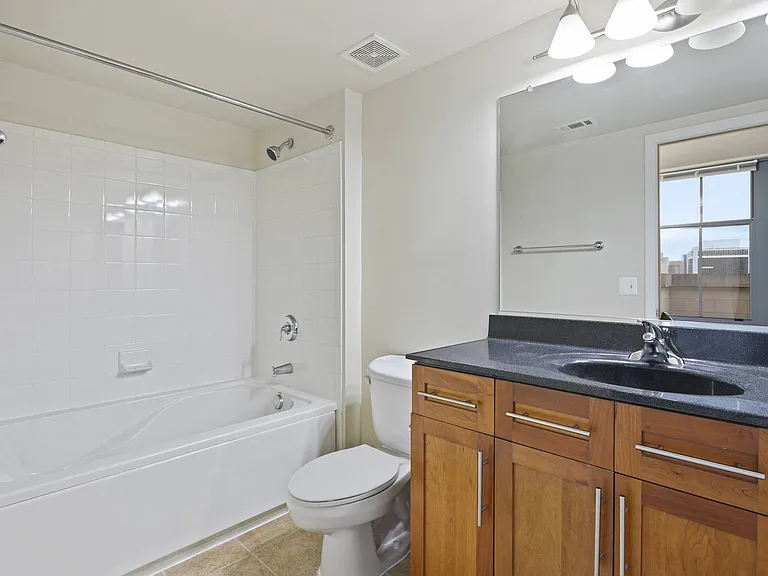 Large Bathrooms with Soaking Tubs