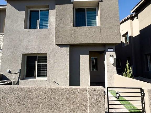 2nd image of 600 N Carriage Hill Dr #1041