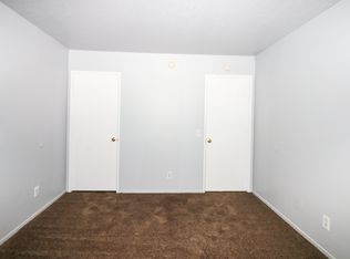 1441 E 3rd St #15, Long Beach, CA 90802