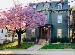 154 Central St APT 4, Somerville, MA 02145