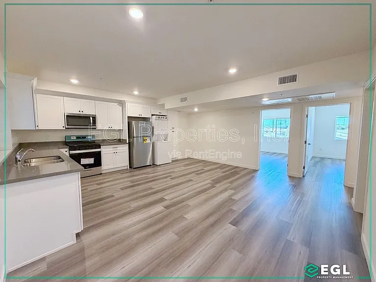 10505 Hawthorne — Photo 26
