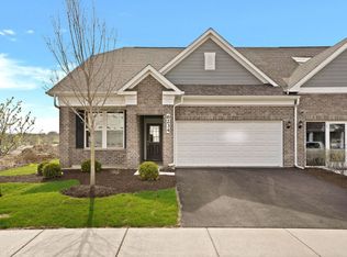 6234 Sandbelt Dr, Woodridge, IL 60517